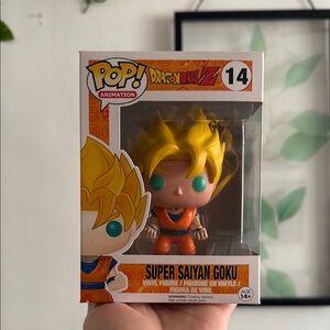 Funko Pop! Super Saiyan Goku - Yellow and Orange